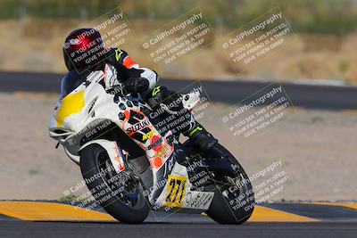 media/Oct-09-2022-SoCal Trackdays (Sun) [[95640aeeb6]]/Turn 3 (930am)/